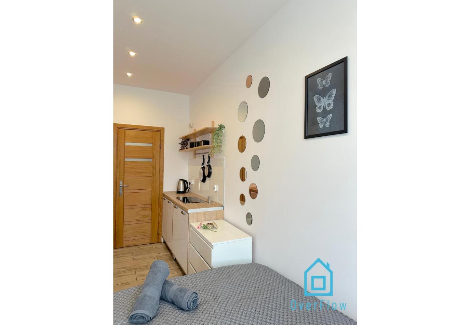 Birch Studio- Peaceful Retreat, 10 Minutes To Old Town & Seaside Apartment Danzig